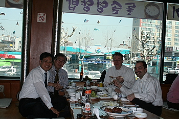 Asiatour2006-Korea1-1.jpg Asiatour2006-Korea1-1.jpg